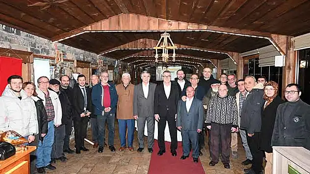 Başkan Ustaoğlu basın mensuplarıyla buluştu