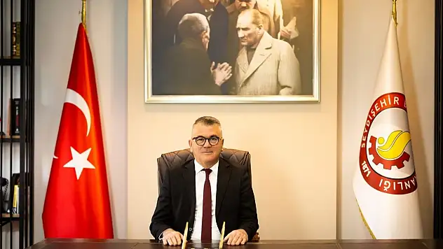 Başkan Ustaoğlu'ndan bayram tebriği