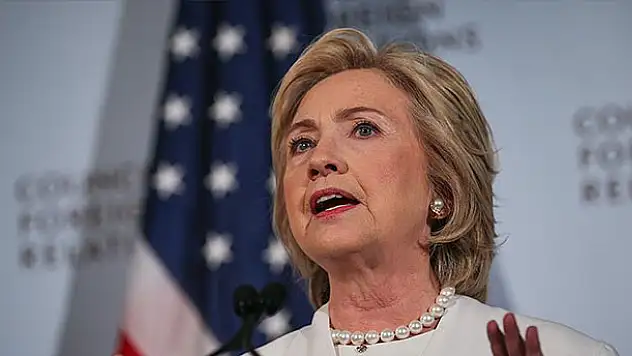 Başkanlık seçimleri anketinde Clinton geri düştü