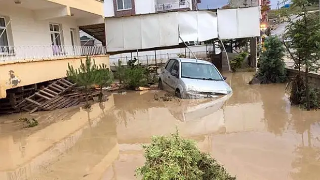 Başkent'te sel felaketi