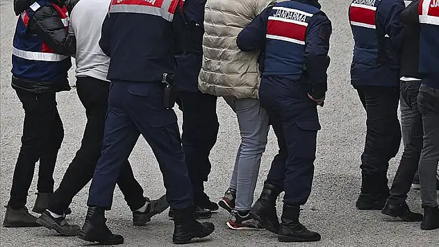 Başkentte son bir haftada çeşitli suçlardan aranan 1067 şüpheli yakalandı