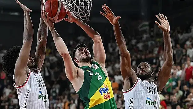 Basketbol Süper Ligi'nde play-off çeyrek final serisi ikinci maçları yarın başlayacak
