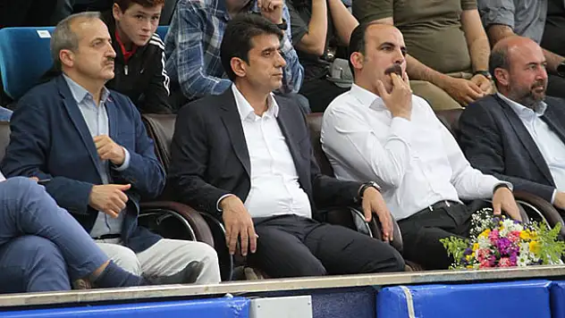 Basketbola ihtiyaç var!