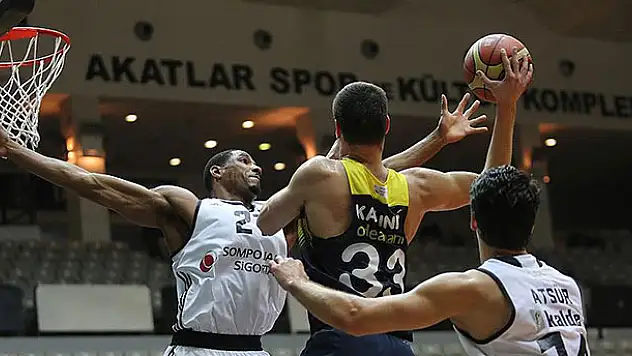 Basketbolda derbi Fenerbahçe'nin