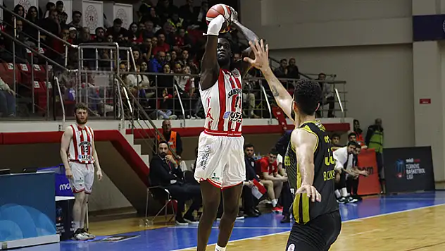 Basketbolda Süper Lig'e kim çıkacak?
