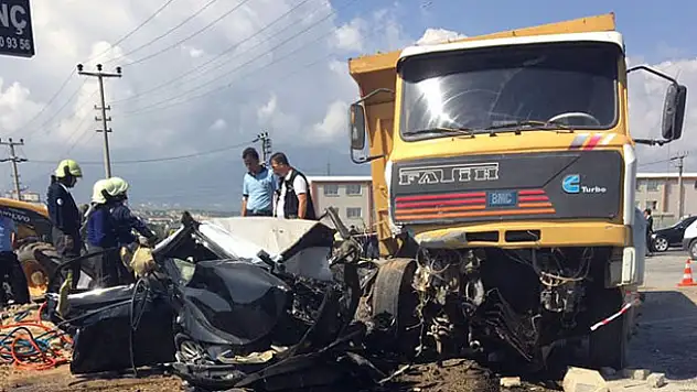Başsavcı Alper'in hayatını kaybettiği kaza ile ilgili kamyon sahibi gözaltına alındı