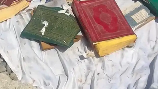 Batman Çayı kıyısında çuvallarda çok sayıda Kur'an-ı Kerim bulundu