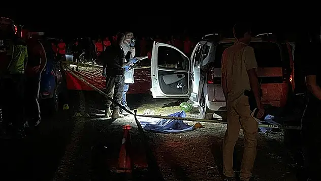 Batman'da bir araca düzenlenen silahlı saldırıda anne, baba ve 2 çocuğu hayatını kaybetti