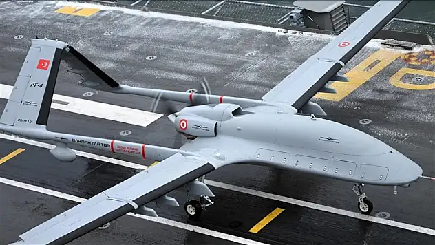 Bayraktar TB3 SİHA'nın NATO tatbikatında hedefi tam isabetle vurması NATO Komutanı'nın takdirini topladı