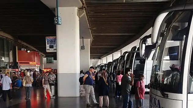 Bayram için 10 bin ek seferin biletleri satışa sunuldu