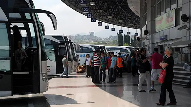 Bayram için şehirler arası ulaşımda ek seferler satışta