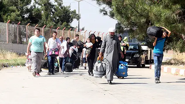 Bayram için ülkelerine giden 16 bin Suriyeli Türkiye'ye döndü