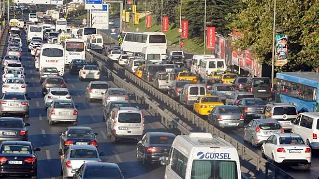Bayram öncesi Benzin ve motorine zam geldi!