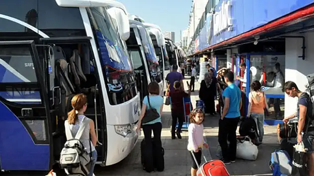 Bayram öncesi otobüs biletlerinin yüzde 90'ı tükendi