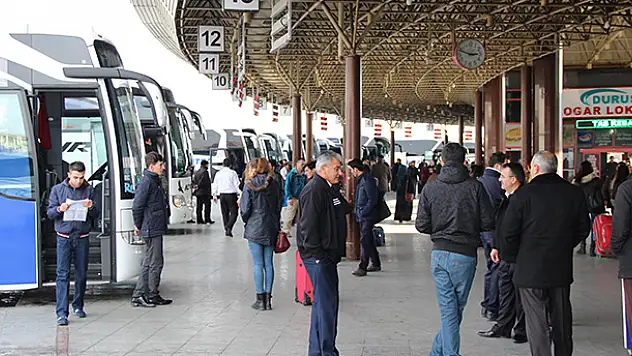 Bayramda korsan otobüslere dikkat