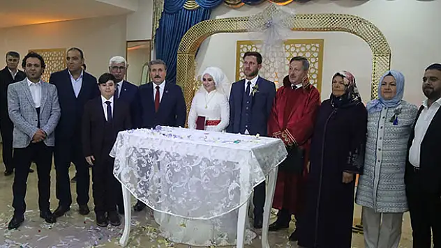 BBP Genel Başkanı Destici nikah şahidi oldu