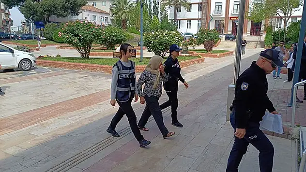 Bebeğe şiddet uygulayan bakıcı kadın adliyeye sevk edildi
