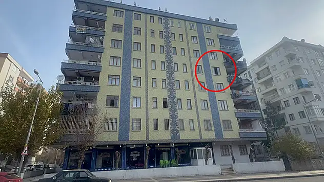 Bebeğini 4'üncü kattan atan anne, tedavisi için Elazığ'a sevk edildi