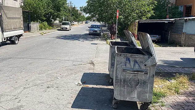 Bebeğini havluya sarıp çöpe atan annenin ağırlaştırılmış müebbet hapsi istendi

