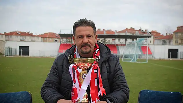 Bekir Mehtap 2. kez namağlup şampiyon oldu