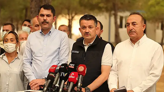 Bekir Pakdemirli'den orman yangınları hakkında bilgilendirme