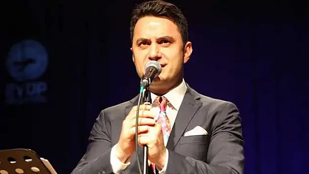 Bekir Ünlüataer'den Eyüp'te unutulmaz konser