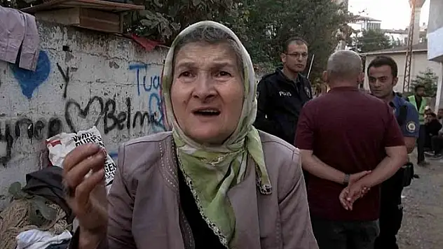 Belediye başkan adayının evinden 15 kamyon çöp çıktı

