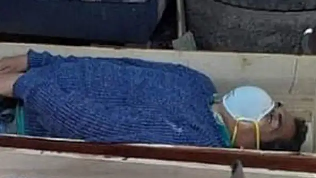Belediye Başkanı alem yaparken basılınca tabuta girip ölü taklidi yaptı