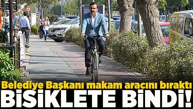 Belediye Başkanı makam aracını bıraktı bisiklete bindi
