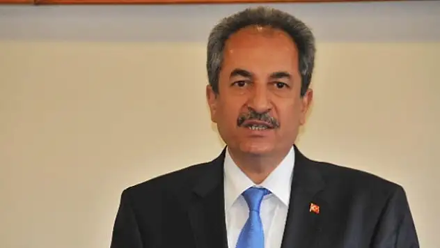 Belediye Başkanı'ndan kadın çalışanlara jest!