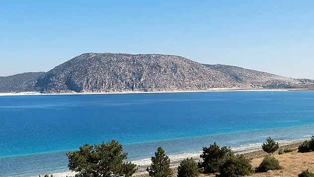 Belediye başkanından suyu çekilen Salda için 'kaybedebiliriz' uyarısı