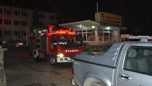 Belediyenin araç deposunda yangın