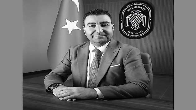 Belediyenin özel kalem müdürü bisiklet kazasında hayatını kaybetti