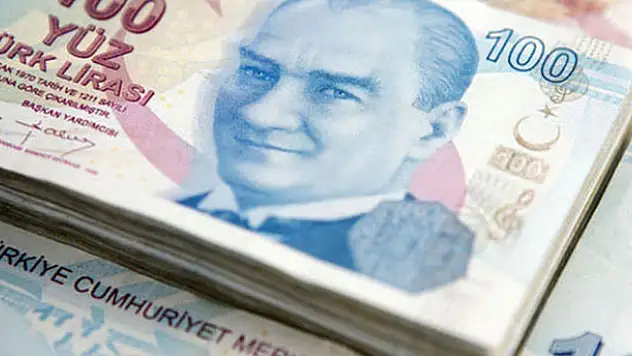 Belgeli 3 bin 700 çocuk bakıcısına 1300 lira destek