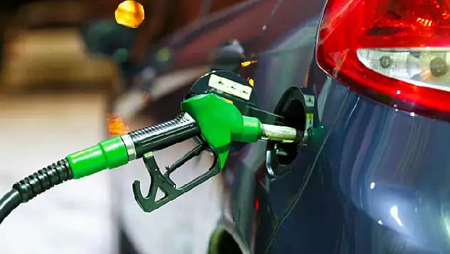 Benzin motorin ve LPG'ye bir günde ikinci zam mı geliyor? EPDK'dan açıklama geldi
