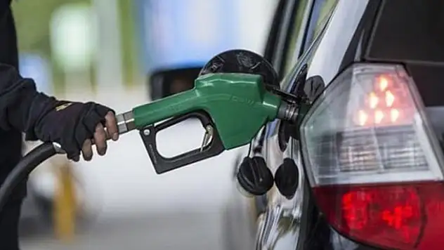 Benzin ve motorine indirim geliyor
