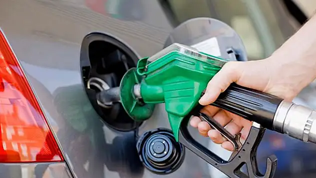 Benzin ve motorine zam geliyor