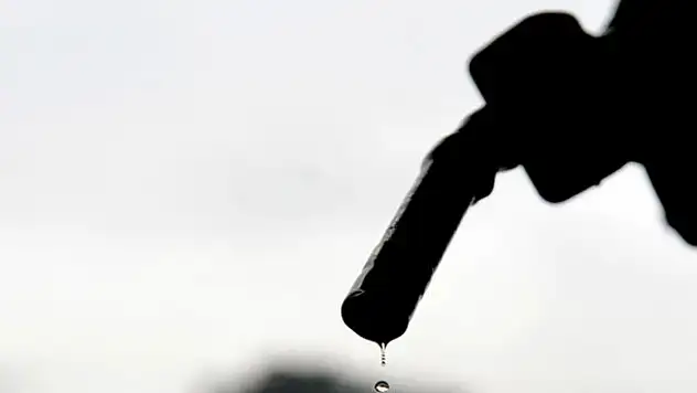 Benzine 14 kuruş indirim geldi