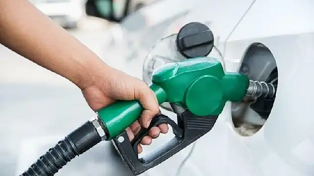 Benzine 1,61 TL, motorine 1,51 TL zam yapıldı!  Konya'da mazotun litresi 17 lira 24 kuruşa yükseldi