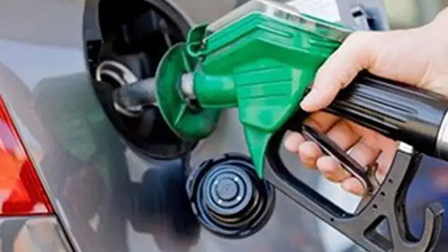 Benzine 5 kuruş indirim geldi