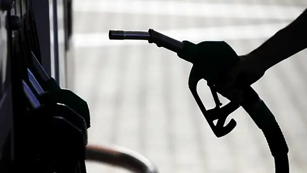 Benzine 75 kuruş zam geliyor