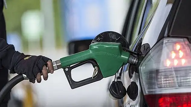 Benzine büyük zam! Bu gece pompaya yansıyacak 