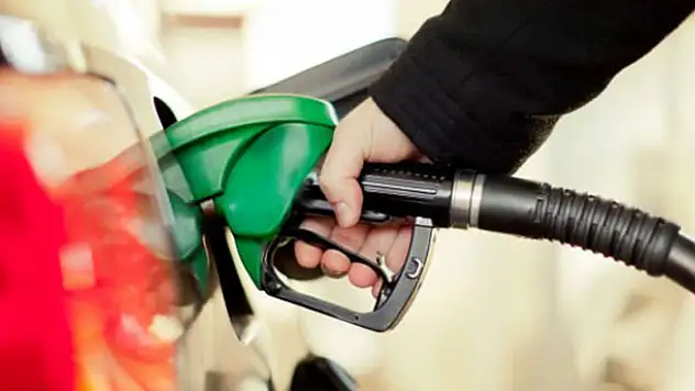 Benzine indirim geldi