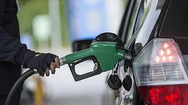 Benzine zam geldi! İşte Konya'da güncel akaryakıt fiyatları 