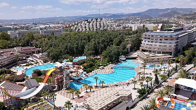 
Bera Alanya Otel yeni sezonu açtı