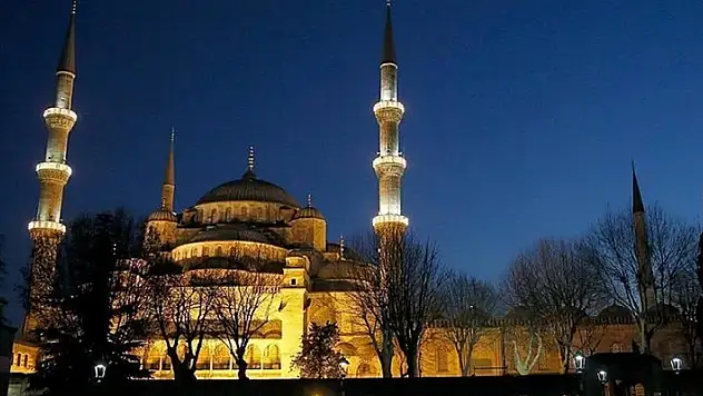 Berat Kandili ne zaman, ayın kaçında idrak edilecek? 