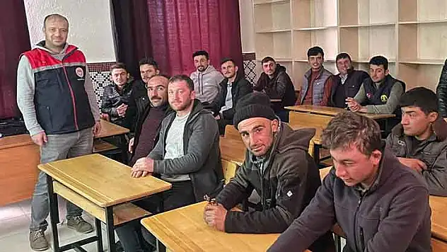 Bereketli topraklarda tarım buluşmaları sürüyor