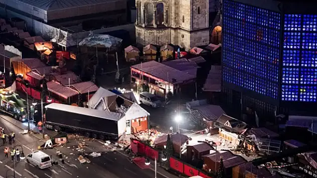 Berlin'deki saldırıyı DEAŞ üstlendi