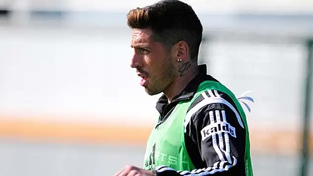 Beşiktaş'a Sosa'dan kötü haber