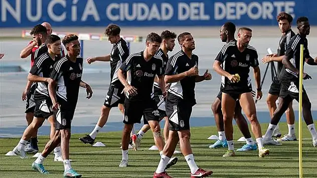 Beşiktaş Alanyaspor'a konuk olacak